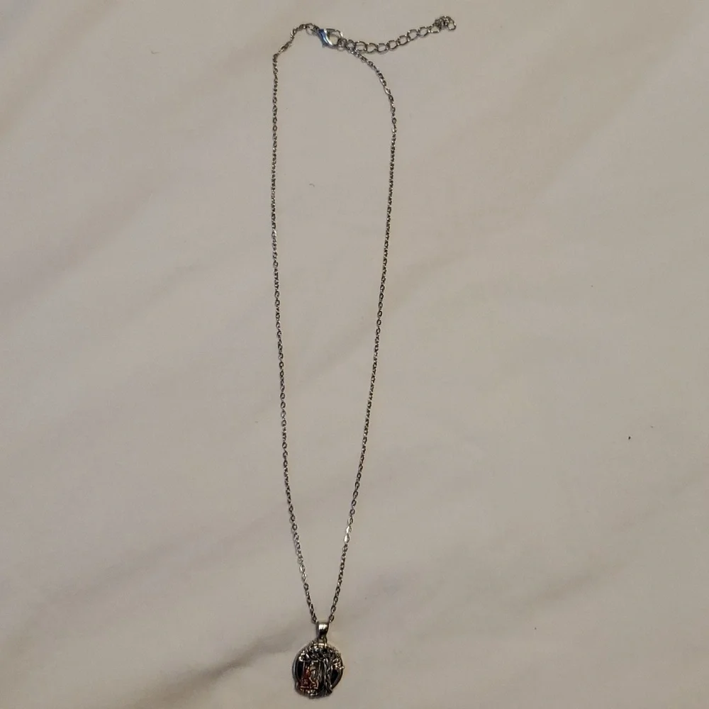 NECKLACE - Picture 3 of 5
